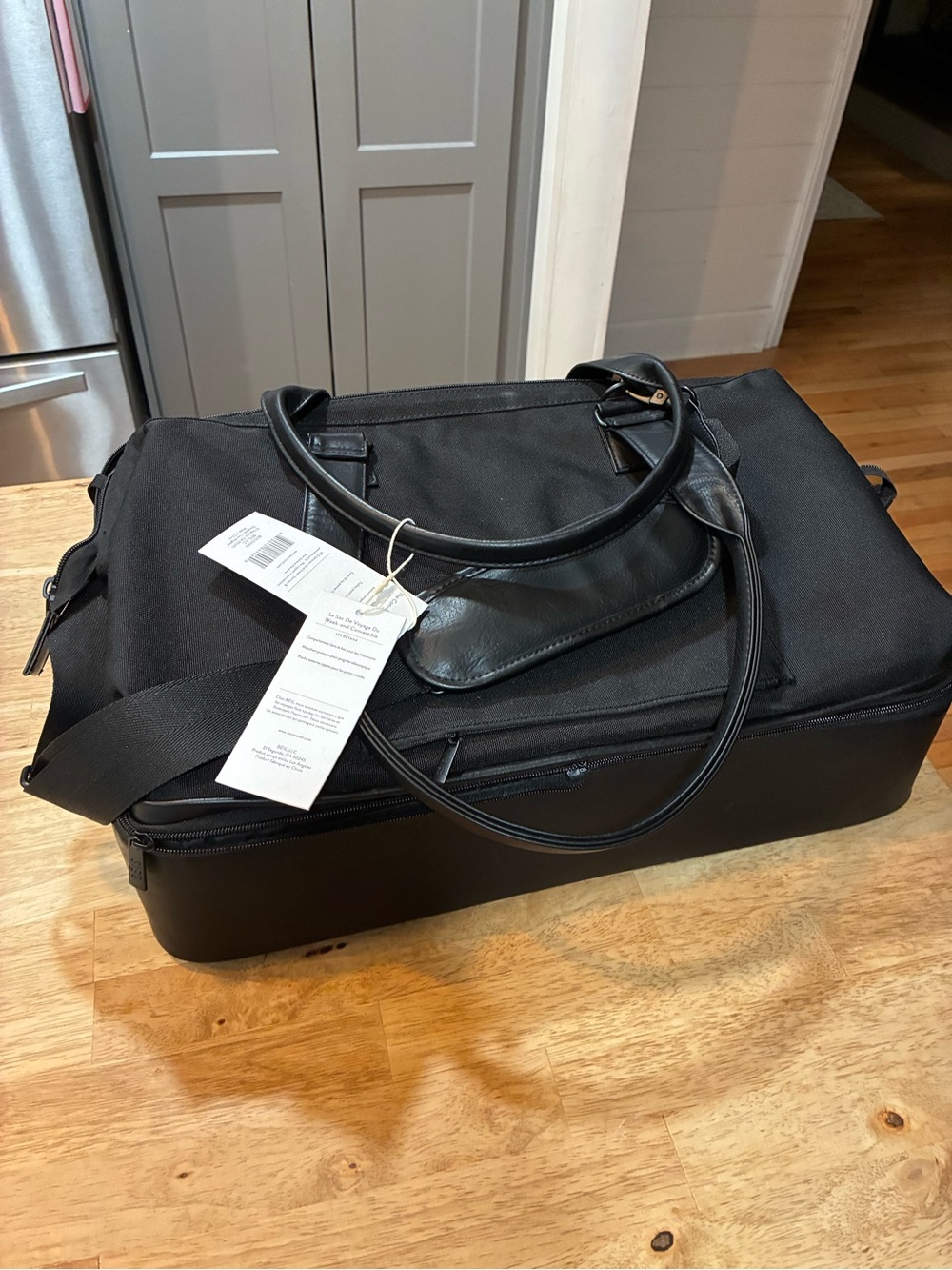 Brand New Beis The Weekender Bag in Black Canvas  – Sleek, Premium travel